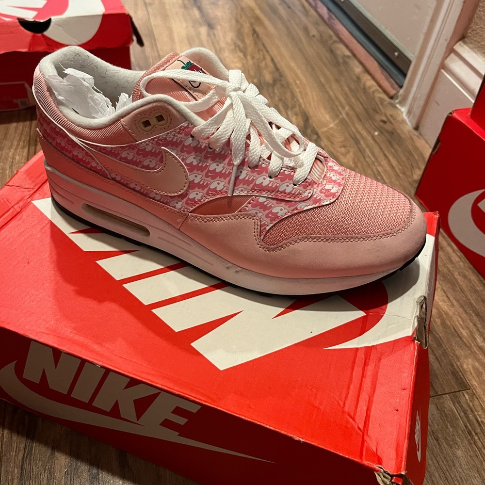Nike airmax 1 pink lemonade